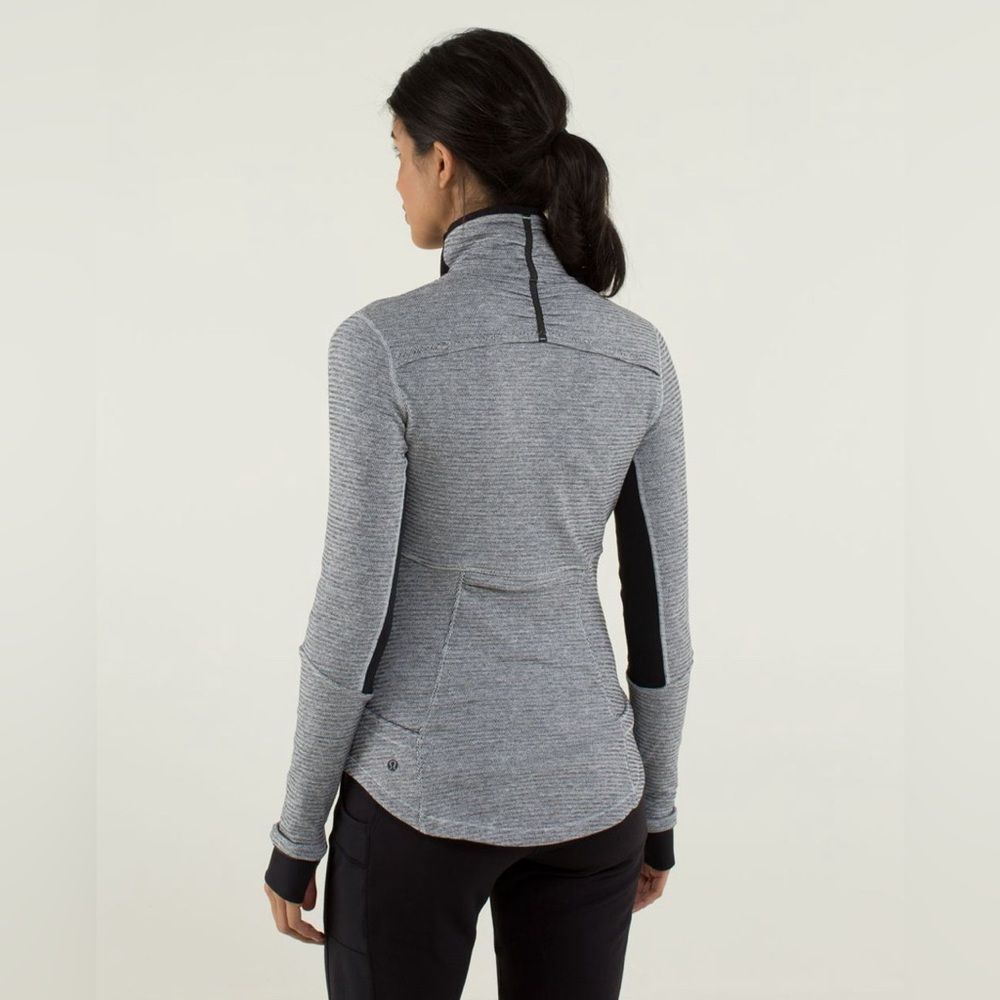 lululemon athletica Gray Long-Sleeve Half-Zip Pullover - Picture 2 of 13